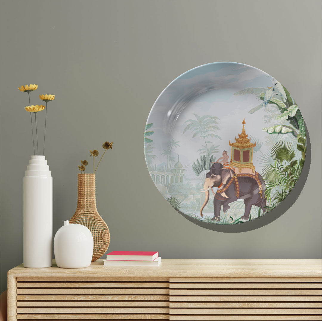 Maharaja's Wild Retreat, decorative wall plate