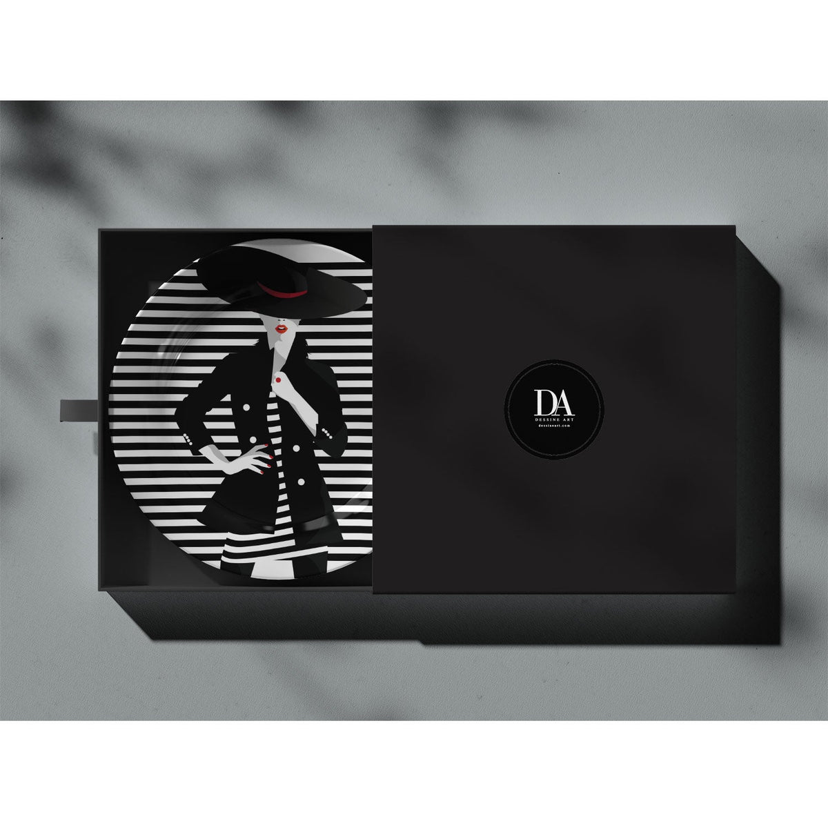 Edgy Style, Decor Art Plates